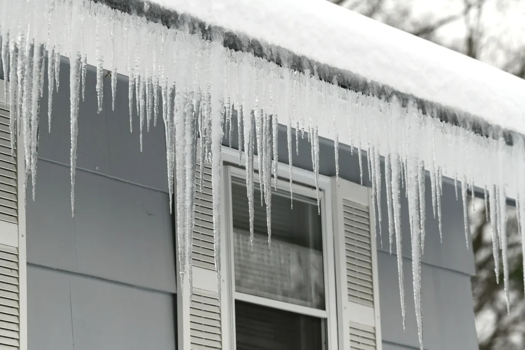 Ice Dams On Roof