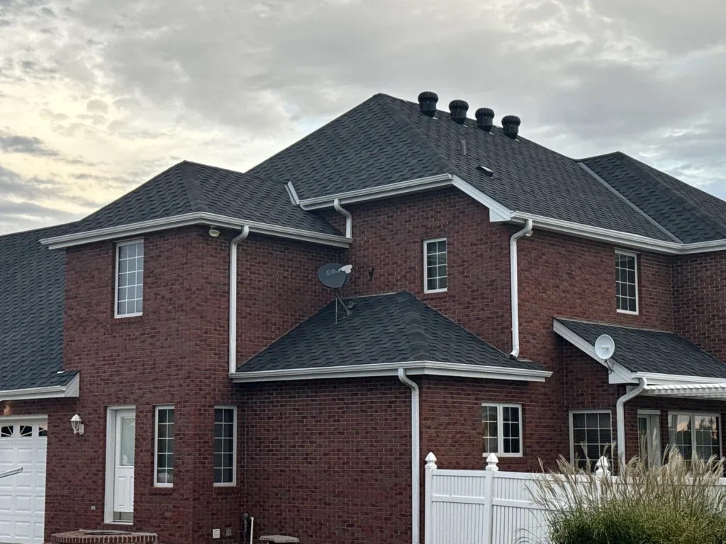 Roof & Gutter In Weeping Water